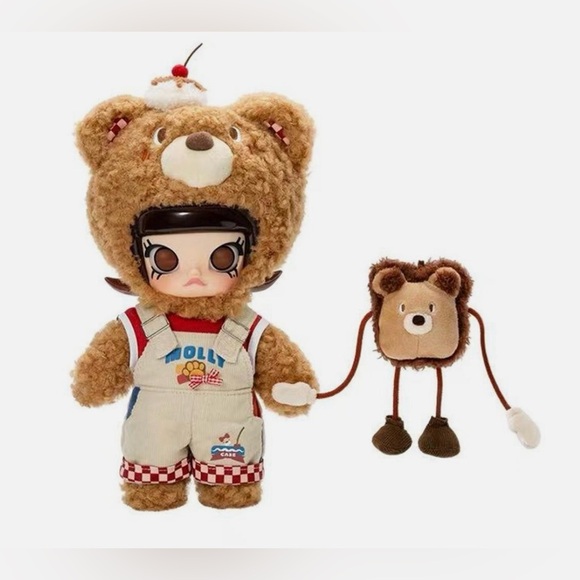 POP MART Other - POP MART Molly Bear Bread 1/8 Action Figure 🍞🍞 NWT